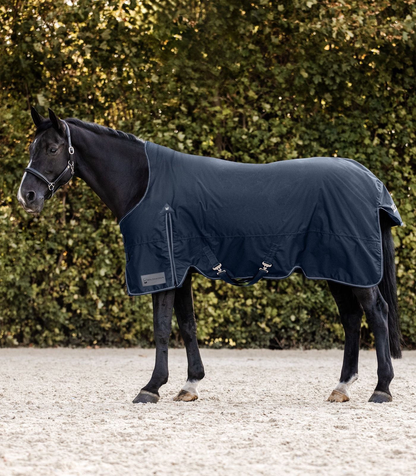 MANTA OUTDOOR, HIGH NECK, LIGHT